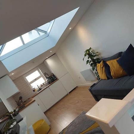 1 Bedroom Modern Duplex Southampton Dış mekan fotoğraf