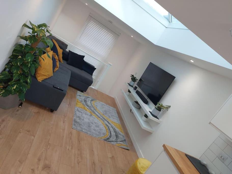 1 Bedroom Modern Duplex Southampton Dış mekan fotoğraf